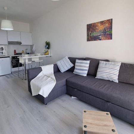 Super Modern Beachfront 1 Bedroom - Sleeps 4 Lemesós Eksteriør bilde